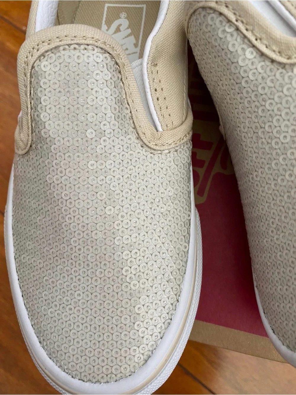 New girls Sz 11 Vans Slip-On Sequined Canvas Shoes in Beige and White
